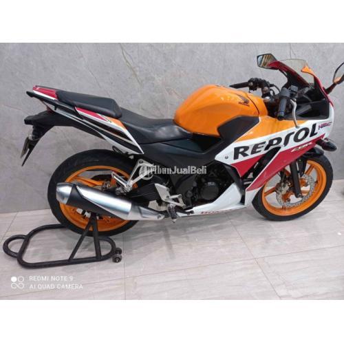 Motor Honda CBR Repsol 2015 Bekas Surat Lengkap Pajak On Di Surabaya