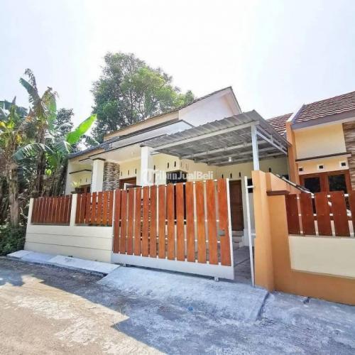 Dijual Rumah Minimalis Type Lantai Kt Km Shm Lokasi Strategis Di