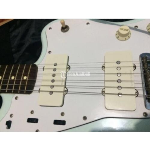 harga squier jazzmaster