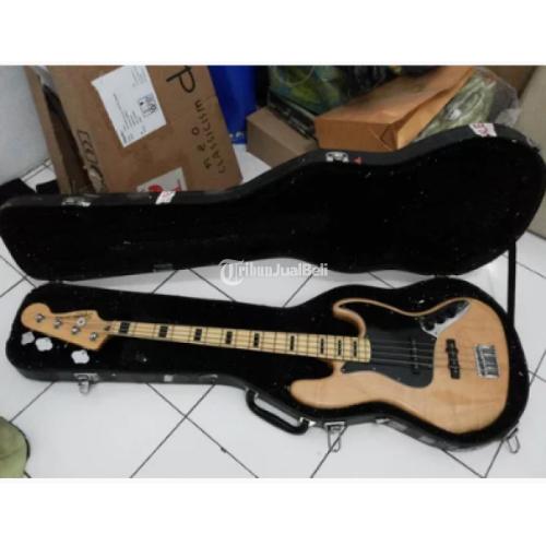 bass squier bekas