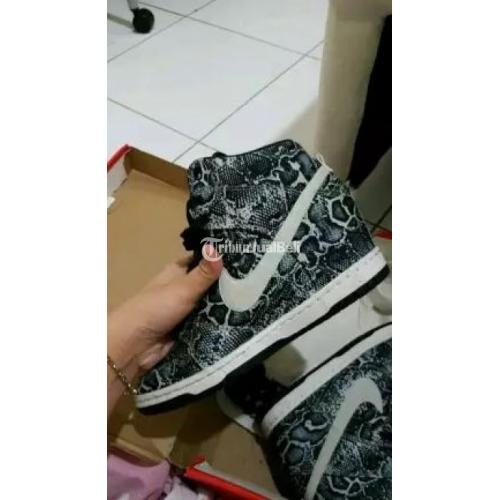 nike snake print set