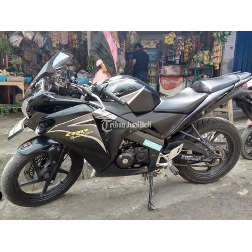 Motor Sport Bekas Honda Cbr R Black Tahun Pajak Baru Harga Murah Di Jawa Barat