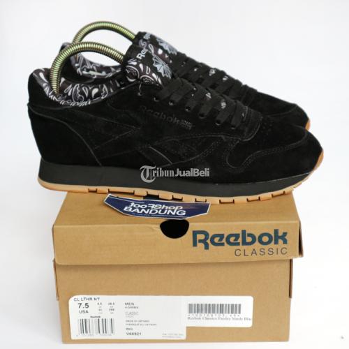 toko sepatu reebok original