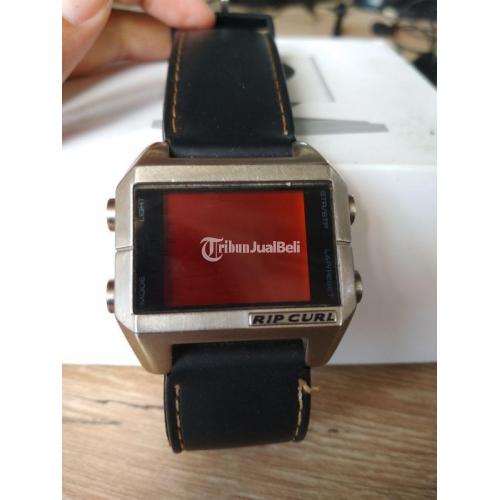 Jam Tangan Ripcurl Classic Surf Watch A2014dilink Bekas Mulus Pemakaian Wajar Di Sleman Yogyakarta Tribunjualbeli Com