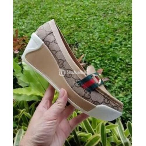 sepatu wedges gucci