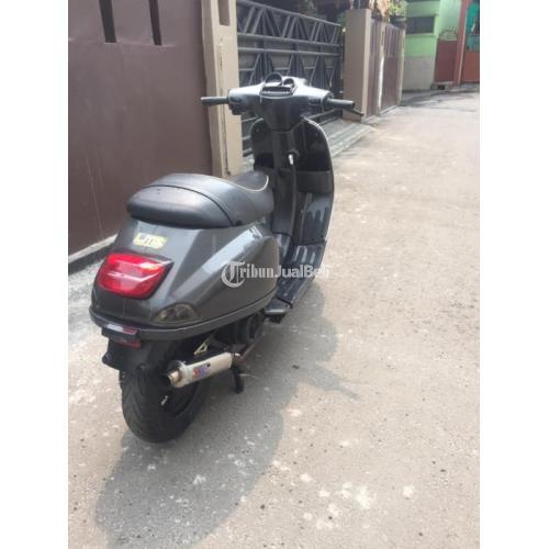 Sekuter Matic Murah Vespa S 150 Bekas Tahun 2012 Lengkap Pajak Hidup di