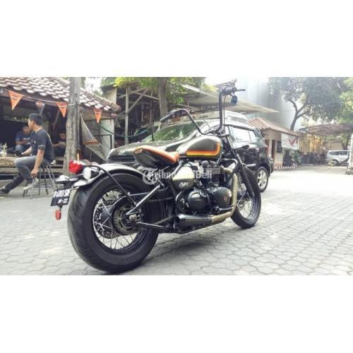 triumph bobber bekas