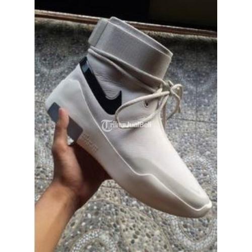 nike fear of god harga