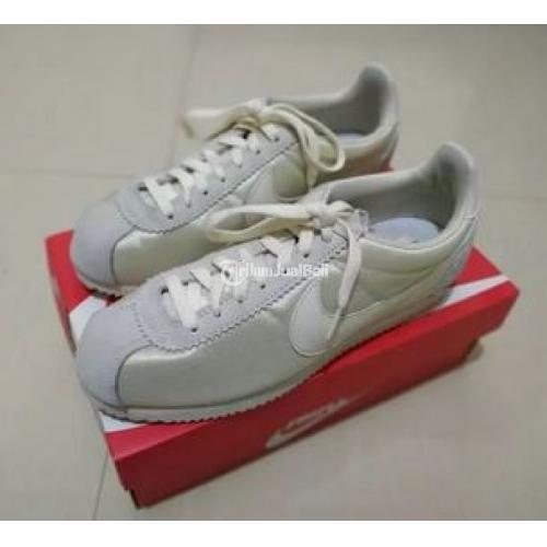 sepatu nike women original