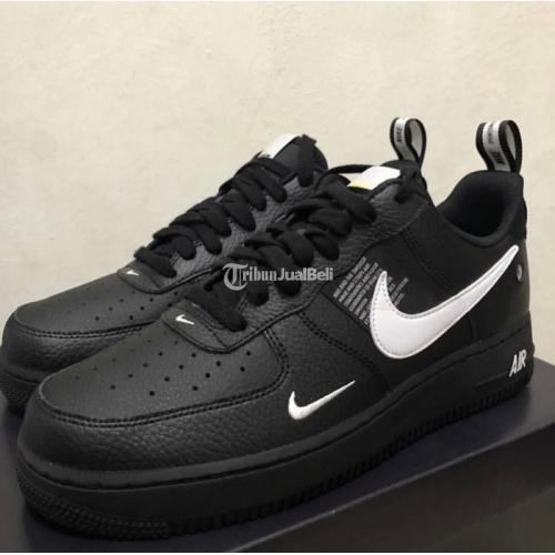 nike airforce 1 utility black