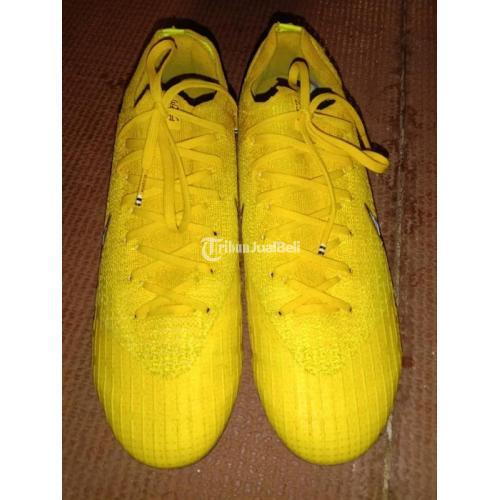 harga sepatu nike mercurial vapor