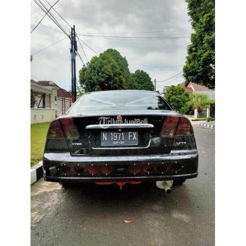  Mobil Sedan Murah Honda Civic VTIdiS Bekas Tahun 2004 