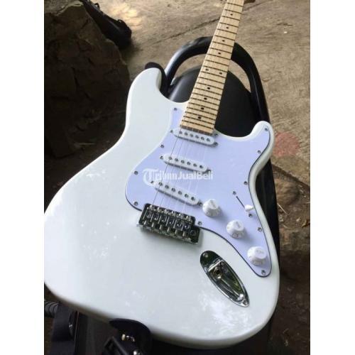 custom squire strat