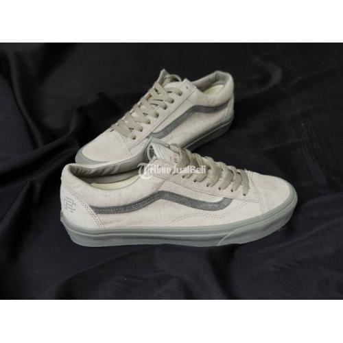 vans style 36 x reigning champ