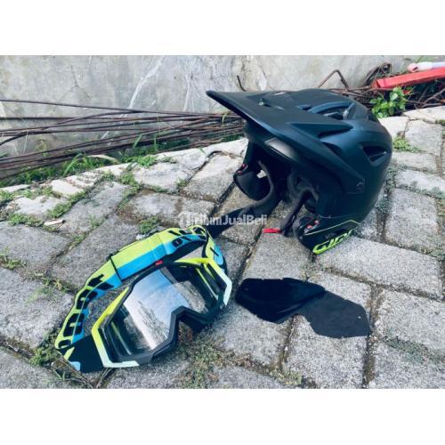 giro full face helmet detachable