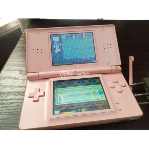 Konsol Game Nintendo DS Lite Pink Bekas Normal Lancar - Solo
