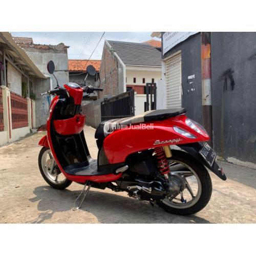 Motor Honda Scoopy 2014 Merah Bekas Surat Lengkap Body Mulus - Jakarta Utara