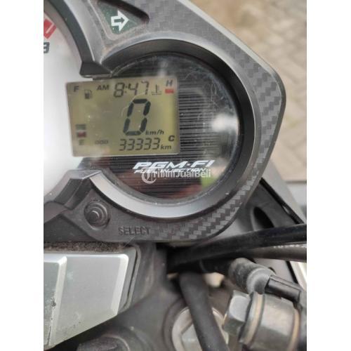 Motor Honda CB 150R 2013 Putih Bekas Low KM Kelistrikan Normal - Sidoarjo
