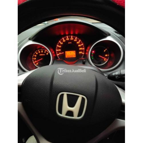 Mobil Honda Jazz RS 2011 AT Bekas Pajak Baru Interior Bersih Nego - Kudus