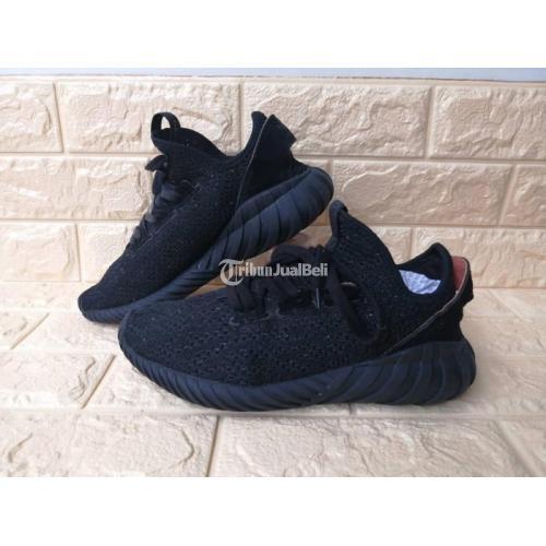 Sepatu Sneakers Adidas Tubular Made in China Size 41.5 (26cm) Second Bagus  di Denpasar - TribunJualBeli.com
