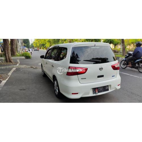 Mobil Nissan Grand Livina SV Manual 2013 Facelift Bekas Terawat - Surabaya