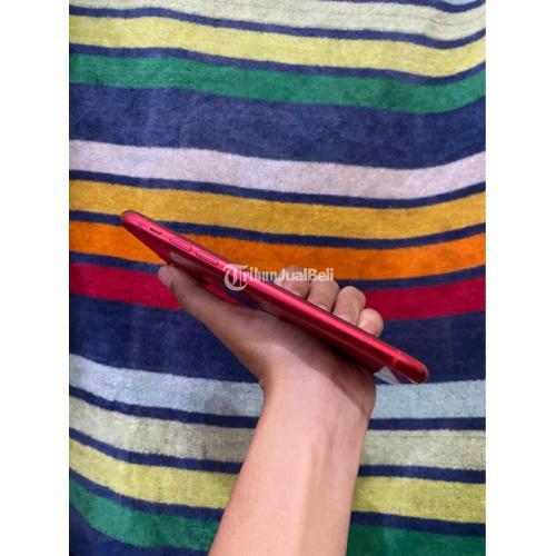 HP iPhone 11 64GB Red Fullset Face ID On Normal All Operator - Bandung