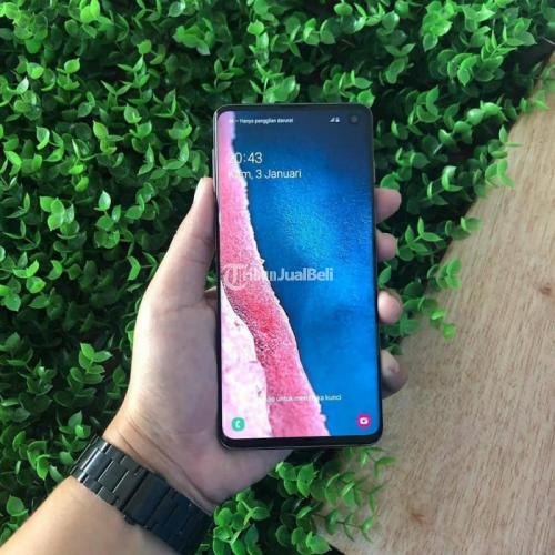 HP Samsung Galaxy S10 Plus Warna Hitam Ram 8Gb Fullset Mulus - Semarang
