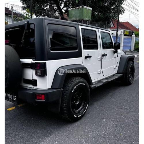 Mobil Jeep Rubicon JK Sport 3.8 2011 White On Black Bekas Tangan Pertama Pajak On Nego - Yogyakarta