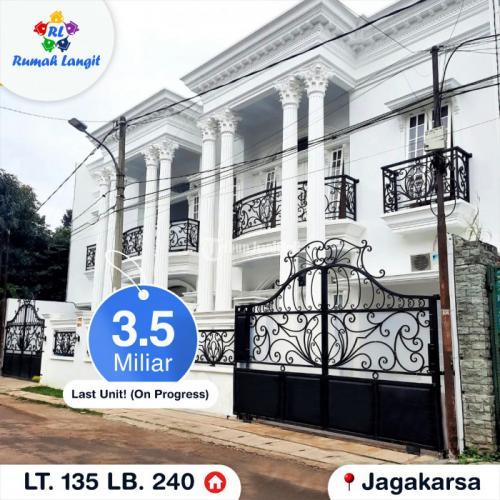 Jual Rumah 4 Kamar, 215 m2 SHM Semi Furnished Area Jagakarsa  Nego - Jakarta Selatan