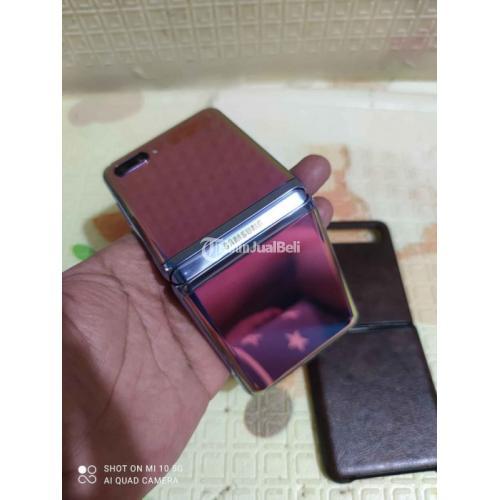 HP Samsung Z Flip 1 Purple Bekas Garansi Resmi Indo Normal Nominus - Jakarta Timur