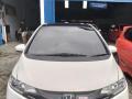 Mobil Honda Jazz RS AT 2016 Putih Bekas Low KM Surat Lengkap - Denpasar