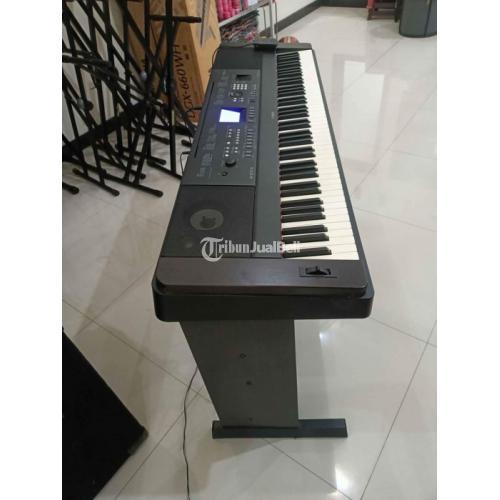 Piano Yamaha DGX 650 B Kondisi Bekas Normal Mulus Siap Pakai - Sidoarjo