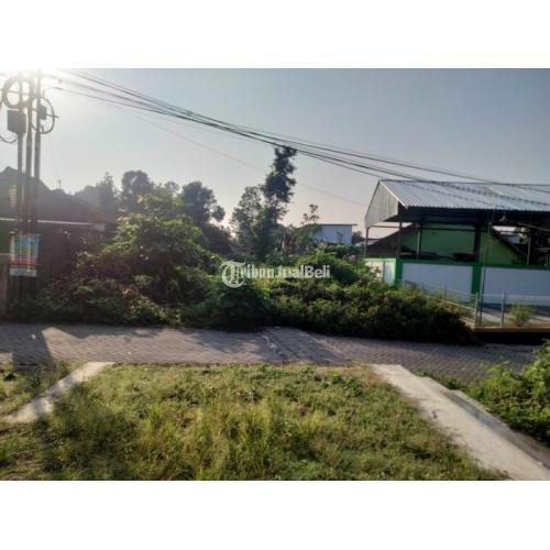 Dijual Tanah MURAH Jombor Kidul Seberang Lapangan Sinduadi Luas 895㎡ ld 12m - Sleman