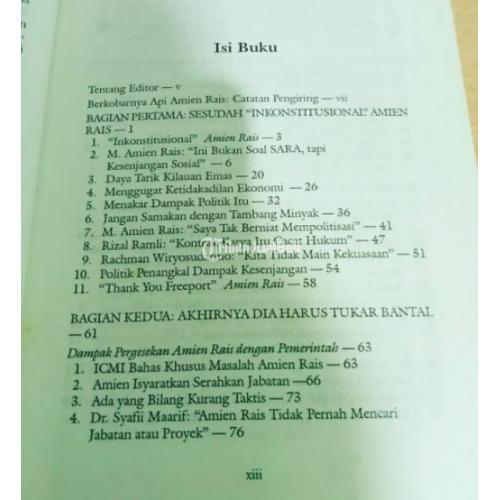 Buku Ada Udang di Balik Busang Dokumentasi Pers Kasus Amien Rais - Jakarta Selatan
