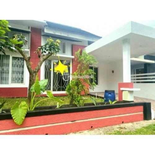 Dijual Rumah Seken Luas 170m2 Lokasi Hook di BSB City - Semarang