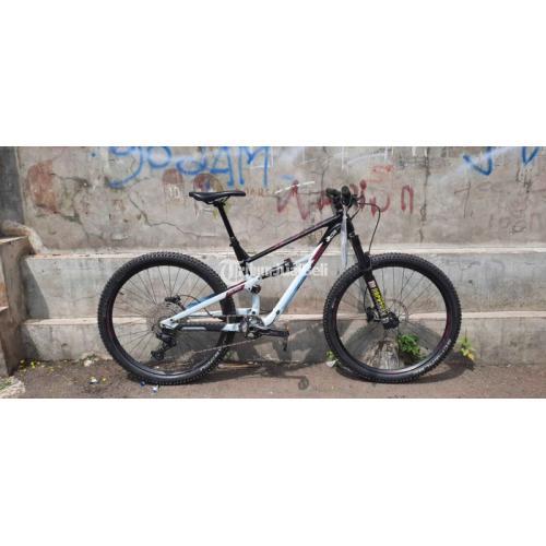 Sepeda Polygon D7 2021 Size M Seken Minus Fork Harga Nego - Bandung