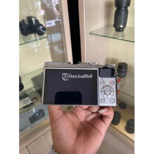 Kamera Mirrorless Fujifilm XA3 Fullset Box Bekas Aman Normal Sensor Bersih - Boyolali