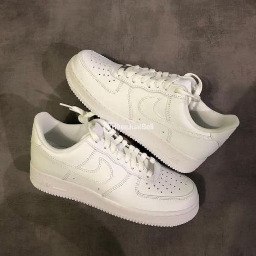 Sepatu Nike Air Force 1 Full White Original BNIB Size 40 - Sleman
