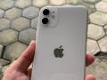 HP iPhone 11 Bekas Fullset Kondisi Mulus Siap Pakai Warna Putih - Ngawi