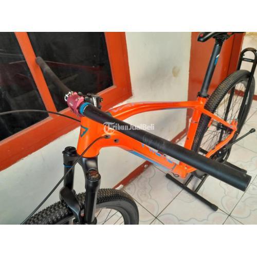 Sepeda Thrill Vanquish 2.0 2021 Ukuran 27.5 Bekas Normal Mulus - Tangerang Selatan
