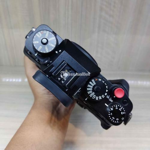 Kamera Mirrorless XT4 Second Like New Bonus Baterai Fullset Mulus - Surabaya