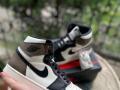 Sepatu Sneakers Air Jordan 1 High Dark Mocha US 8.5 / EU 42 VNDS OG Box Fullset - Bandung