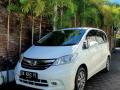 Mobil Honda Freed PSD AT 2013 Putih Seken Terawat Siap Pakai - Denpasar