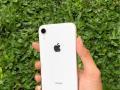 HP iPhone XR 128GB Seken Like New Fullset Warna Putih - Semarang