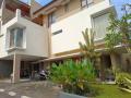 Dijual Rumah Cluster 3 Lantai 5KT 4KM Full Furnish di Gegerkalong - Bandung
