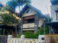 Dijual Rumah Second Siap Huni Terawat Luas 81/125 di Kerobokan - Badung