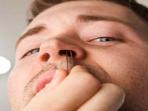 Suka Cabuti Bulu Hidung? Ini Dampak Membahayakannya yang Berkaitan dengan Fungsi Otak