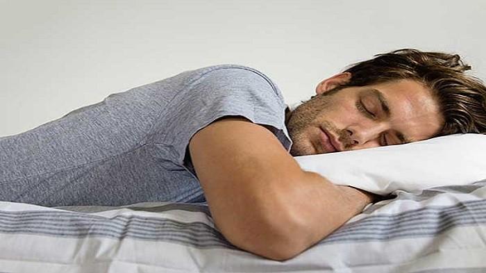 Tak Banyak yang Tahu 3 Resiko Bahaya Tidur Tengkurap  