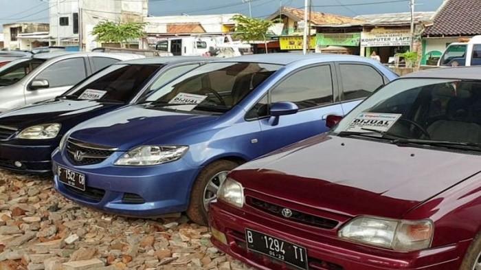 Cari Mobil Bekas Murah Harga Rp 20 Jutaan? Cek 10 Rekomendasinya - Blog ...