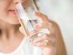 Wajib Tahu, Ini Alasan Mengapa Saat Puasa Harus Minum 8 Gelas Air Putih